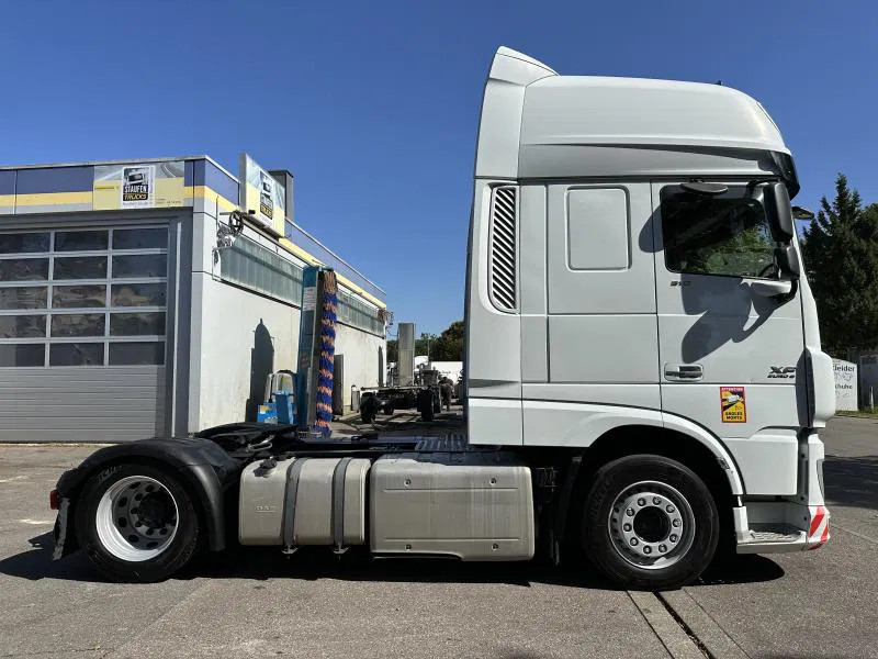 Dragbil DAF XF 106.510 SSC MEGA Intarder ACC 2x Tank