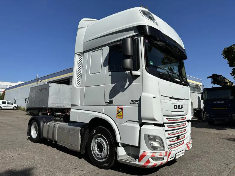 Dragbil DAF XF 106.510 SSC MEGA Intarder ACC 2x Tank