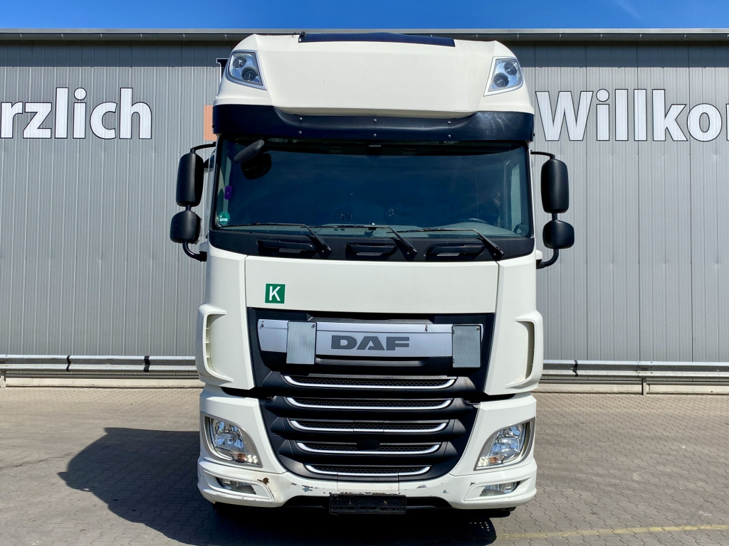 Dragbil DAF XF 460 FT SSC