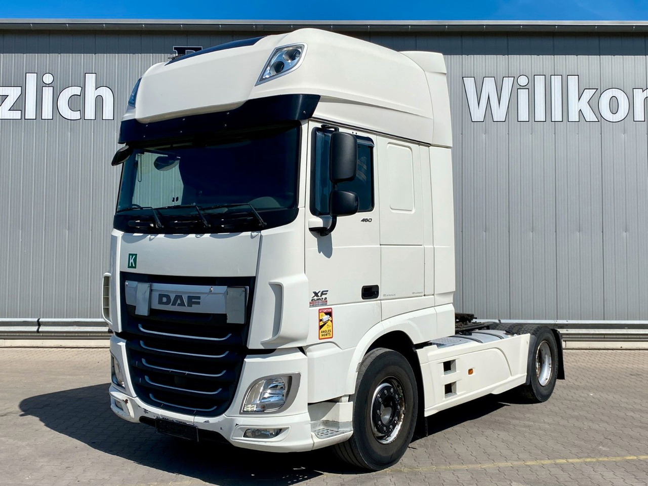 Dragbil DAF XF 460 Super Space Cab | Klima*Vollspoiler