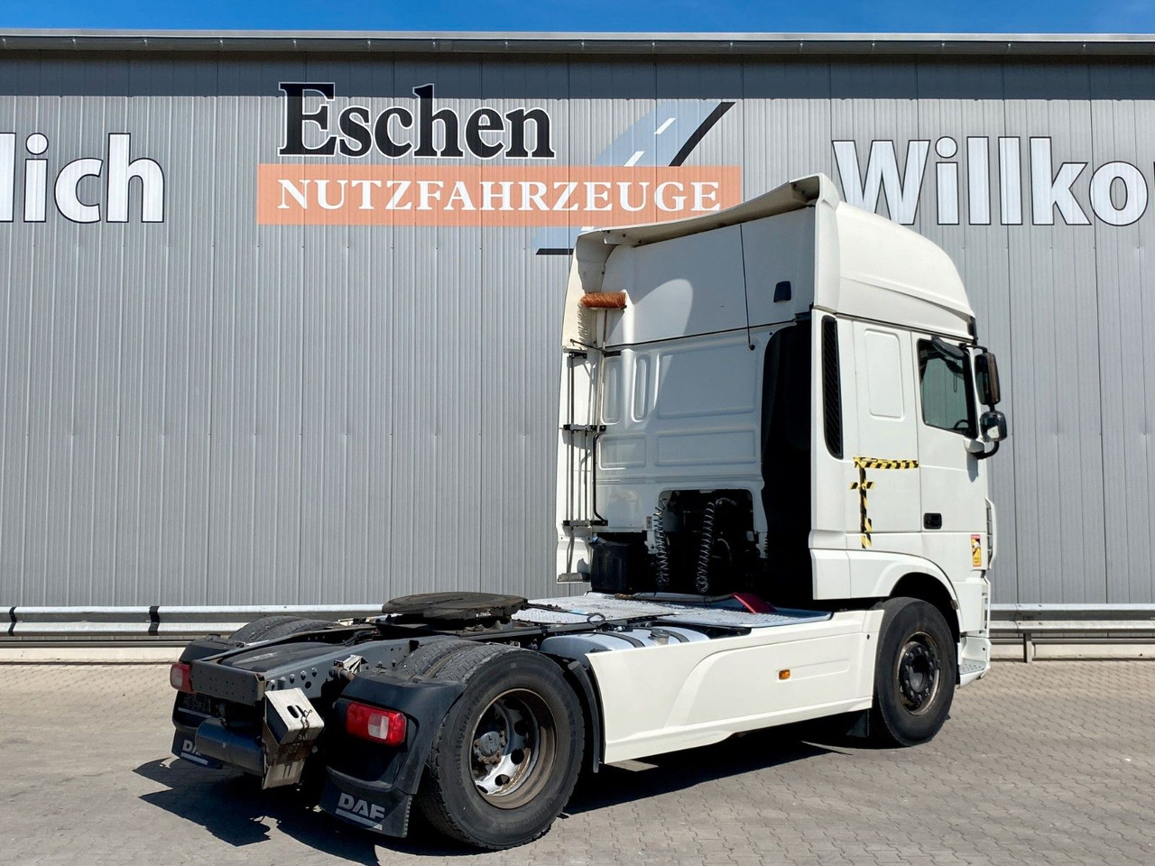 Dragbil DAF XF 460 Super Space Cab | Klima*Vollspoiler