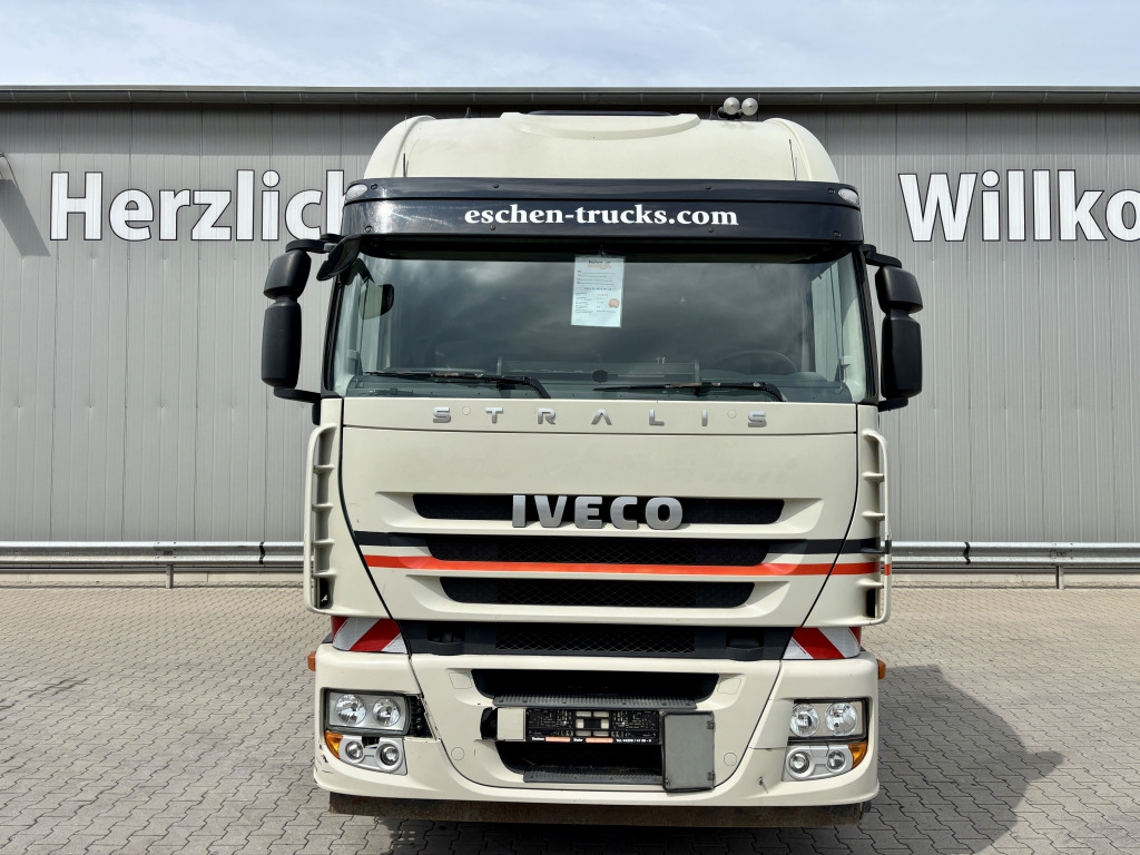 Dragbil Iveco AS 440 S 46 T/P
