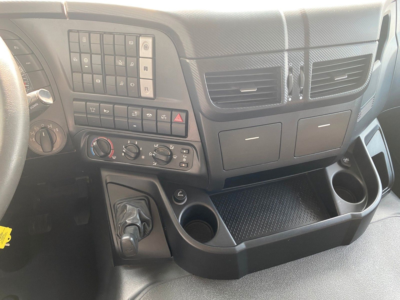 Dragbil Iveco AT 400/450 4x4 | Trakker*Retarder*Hydraulik*ALU