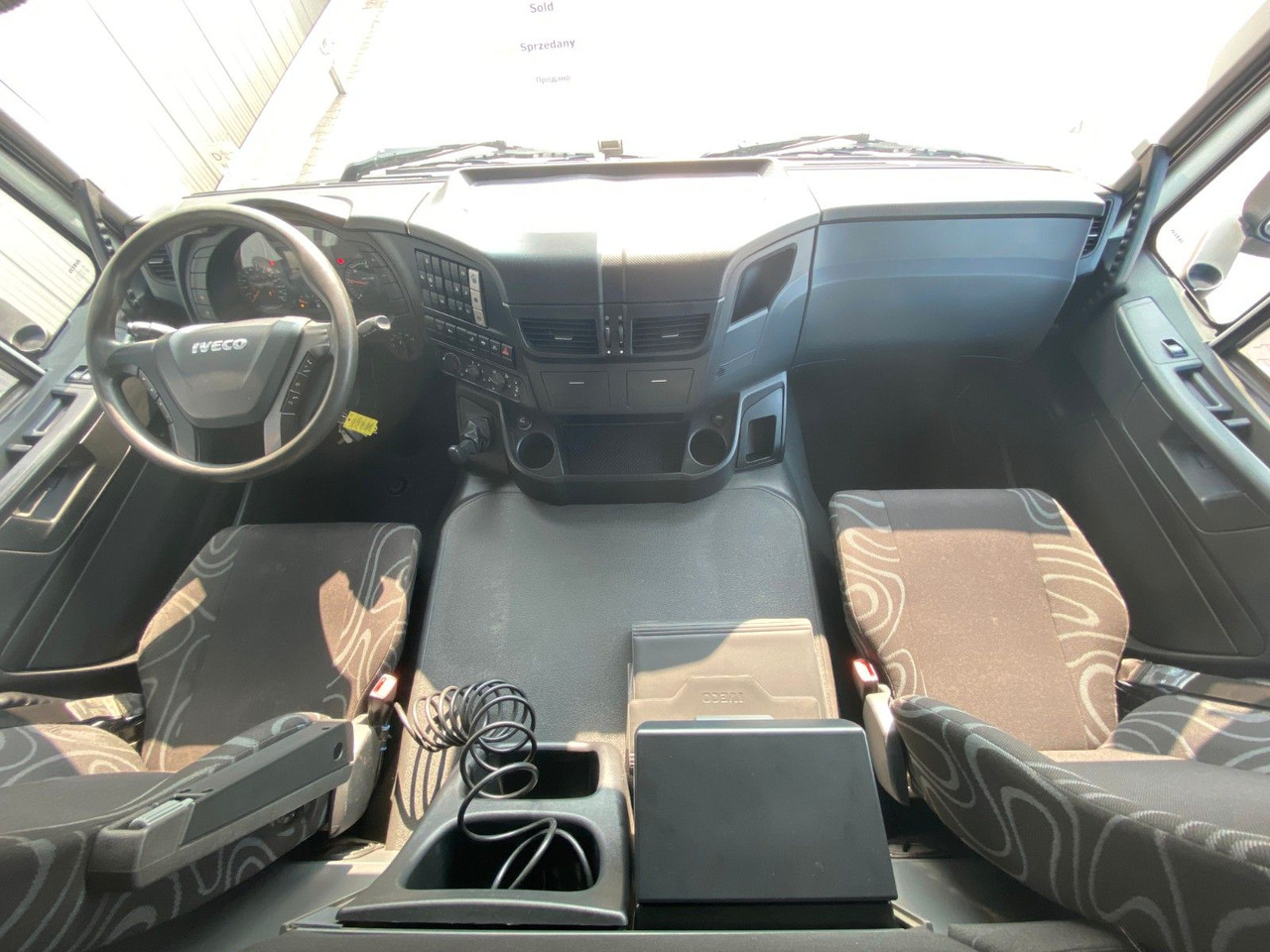 Dragbil Iveco AT 400/450 4x4 | Trakker*Retarder*Hydraulik*ALU