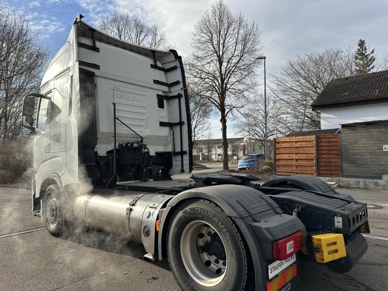 Dragbil Iveco Stralis S-Way*460*LNG*Retarder*2 Tanks