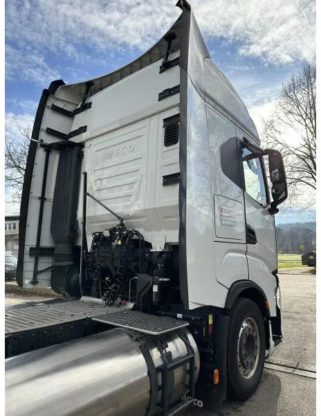 Dragbil Iveco Stralis S-Way*460*LNG*Retarder*2 Tanks