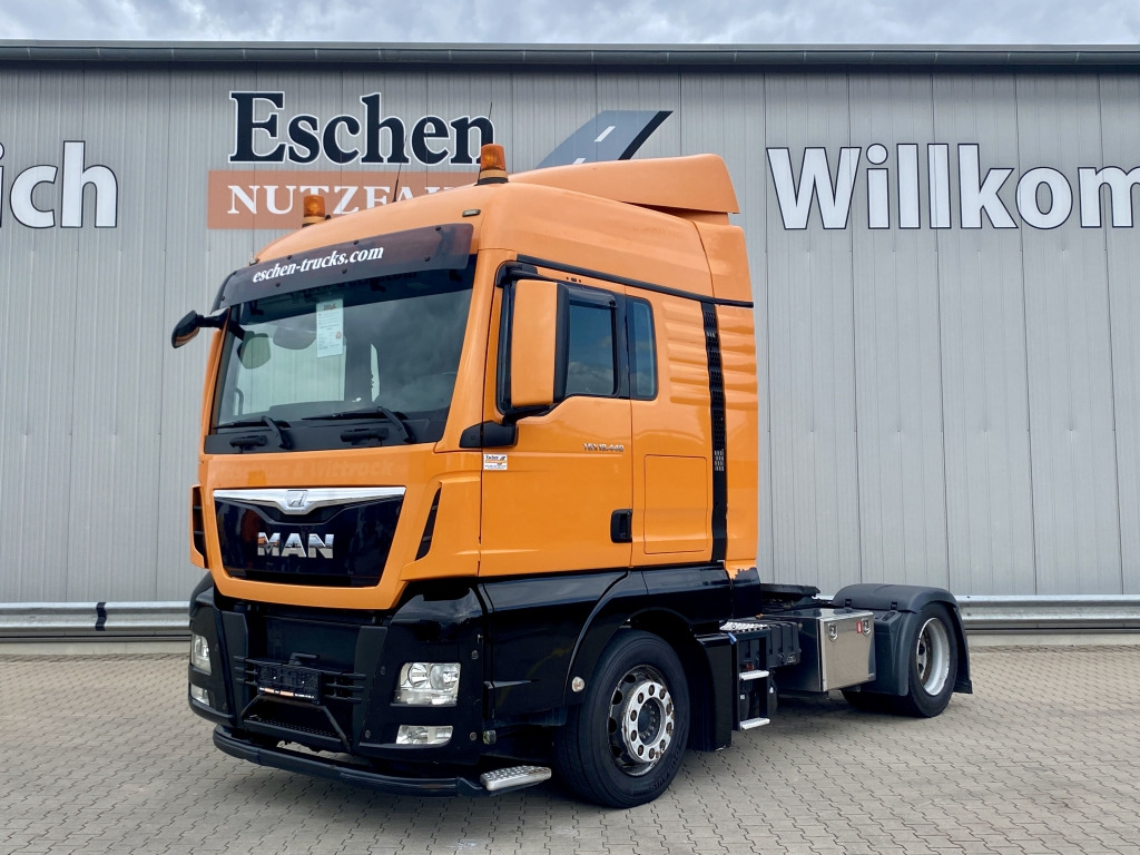 Dragbil MAN TGX 18.440 4x2 LLS-U Lowliner