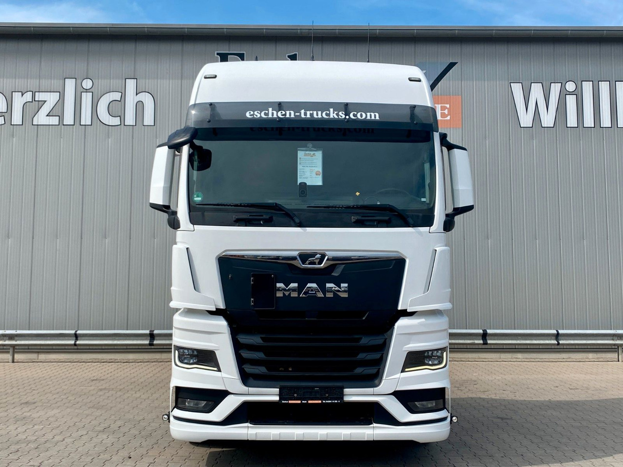 Dragbil MAN TGX 18.470 TG3| GX*XXL*2Tanks*Retarder*HU05/2026