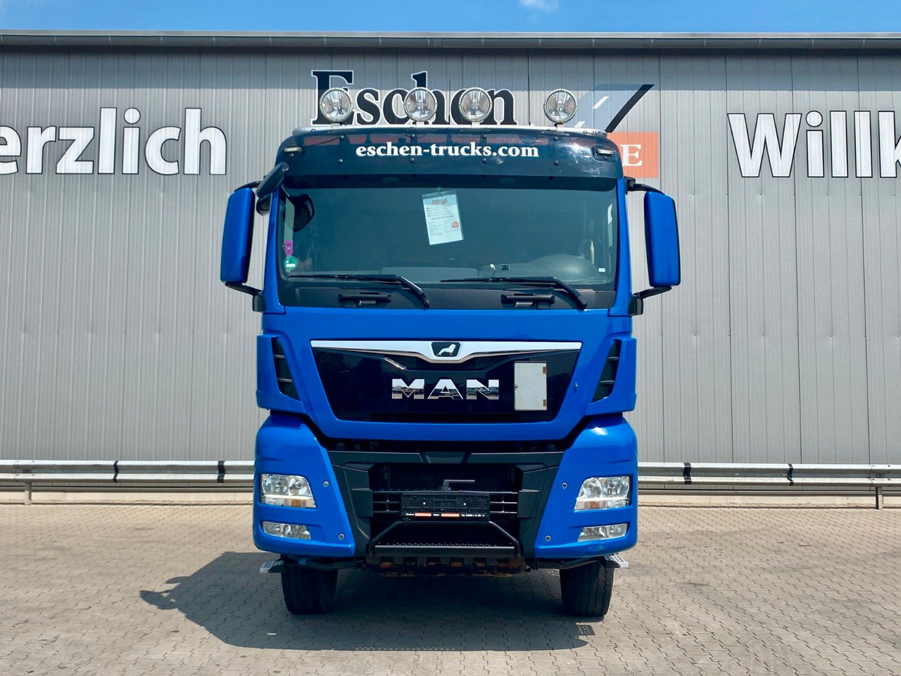 Dragbil MAN TGX 18.500 4x4 HYDRO| 2x Hydraulik*Retarder*Navi