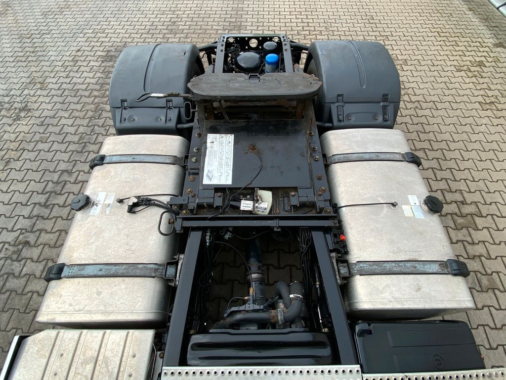 Dragbil MAN TGX 18.500 LLS Hubsattelkupplung*2xTank*Intarder
