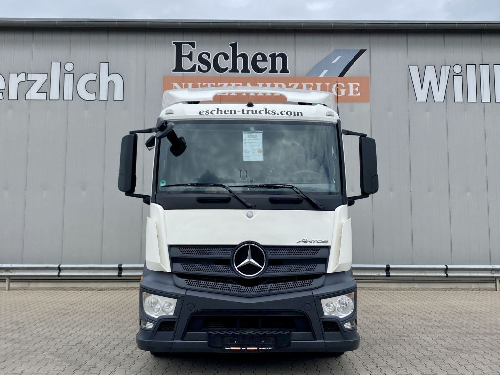 Dragbil Mercedes-Benz 1836 LS 4x2 Antos