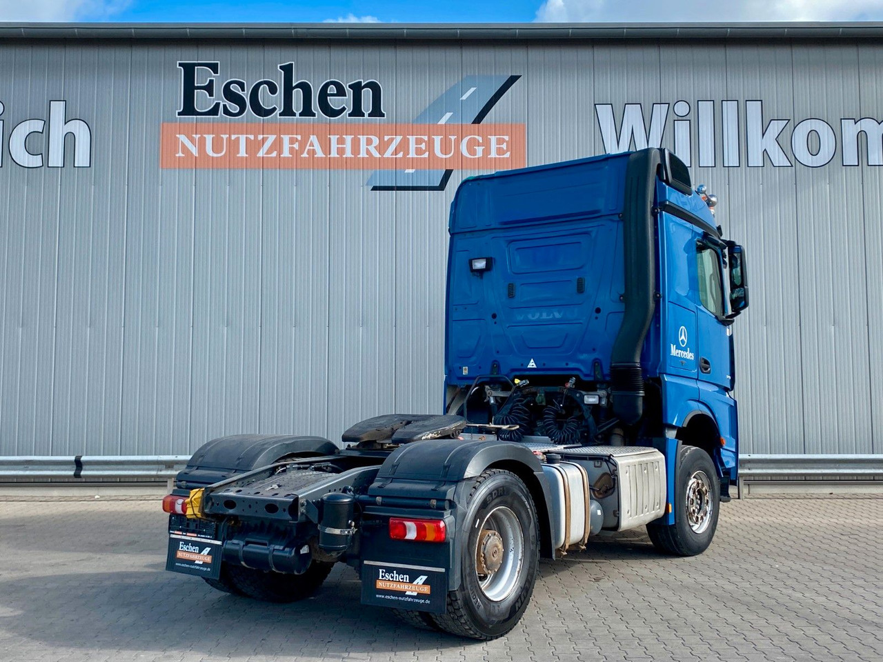 Dragbil Mercedes-Benz 1851 Arocs LS | 2x Hydraulik*Reifen:70%*1.Hd*AC