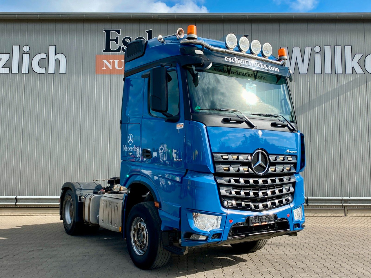 Dragbil Mercedes-Benz 1851 Arocs LS | 2x Hydraulik*Reifen:70%*1.Hd*AC