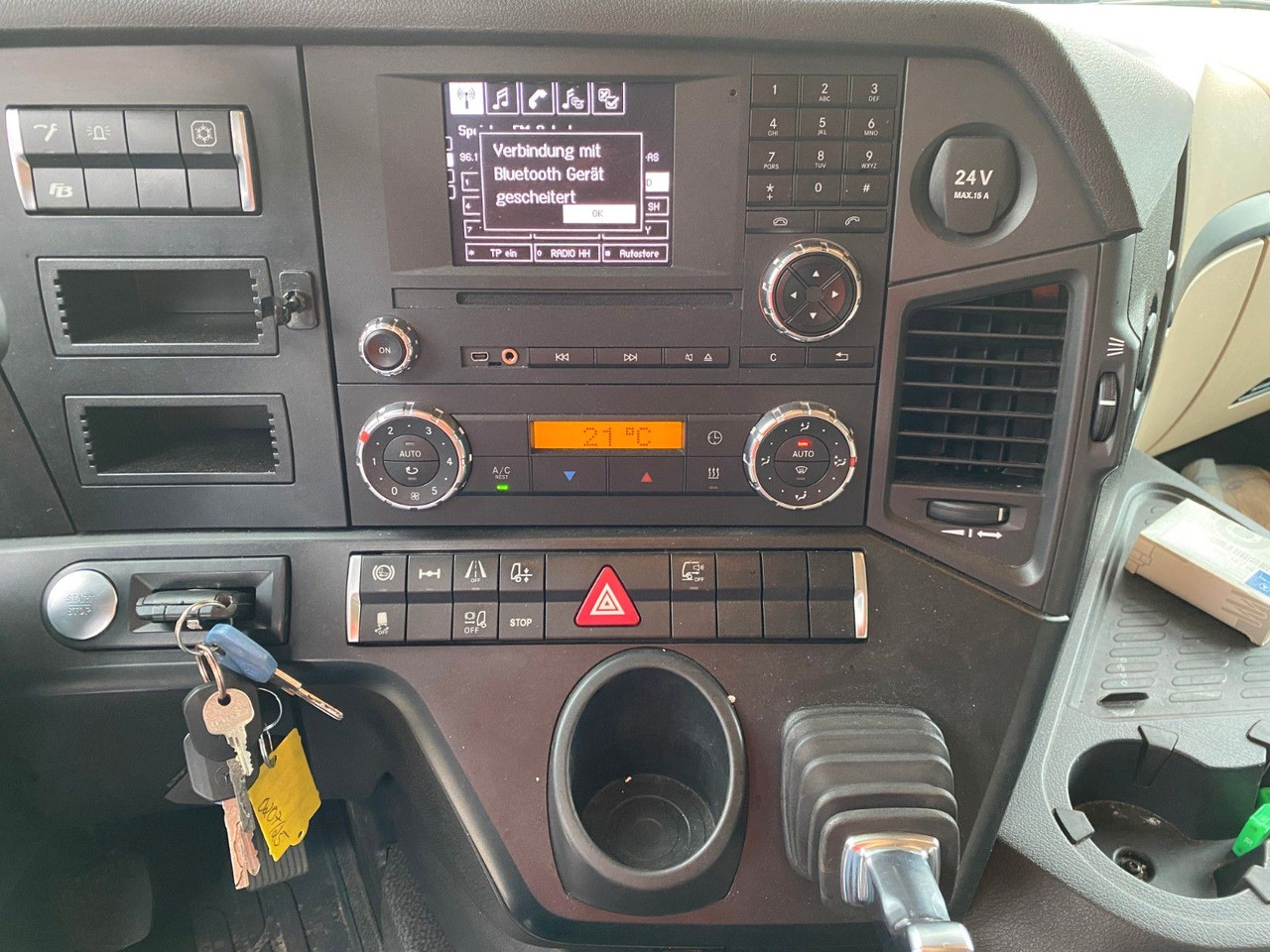 Dragbil Mercedes-Benz Actros 1836 | Brems&Spur-Assistent*Klima*1.Hand