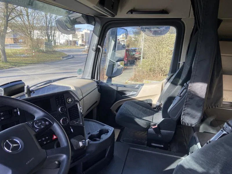 Dragbil Mercedes-Benz Actros 1840 LS Standard Euro 6