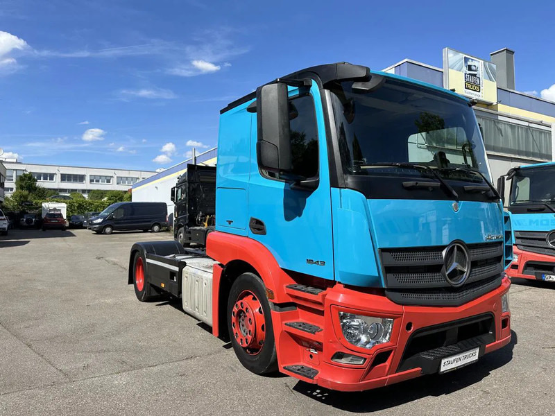 Dragbil Mercedes-Benz Actros 1843 LS Autotransporter SZM EUROLOHR