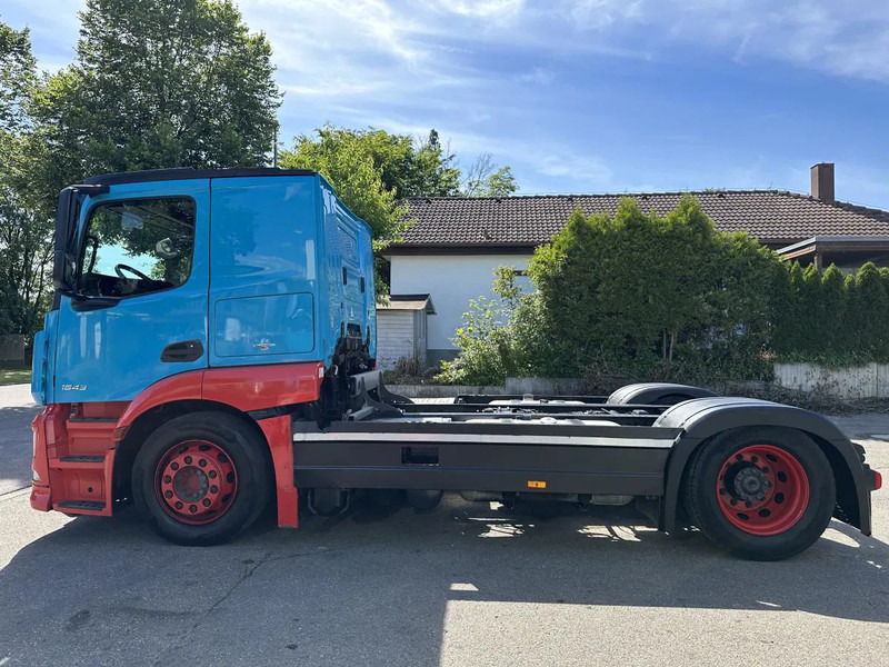 Dragbil Mercedes-Benz Actros 1843 LS Autotransporter SZM EUROLOHR