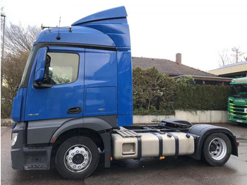 Dragbil Mercedes-Benz Actros 1845 LS LOW MEGA Streamspace Intarder