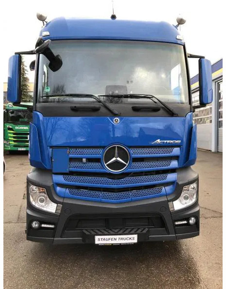 Dragbil Mercedes-Benz Actros 1845 LS LOW MEGA Streamspace Intarder