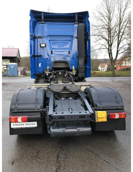 Dragbil Mercedes-Benz Actros 1845 LS LOW MEGA Streamspace Intarder