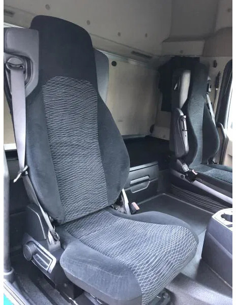 Dragbil Mercedes-Benz Actros 1845 LS LOW MEGA Streamspace Intarder