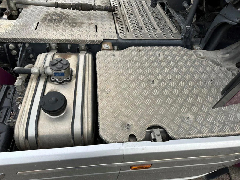 Dragbil Scania R580 V8 TL 6x2/4 Intarder Kipphydr. Vollausstattung!