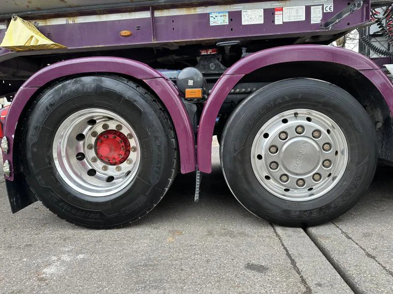 Dragbil Scania R580 V8 TL 6x2/4 Intarder Kipphydr. Vollausstattung!