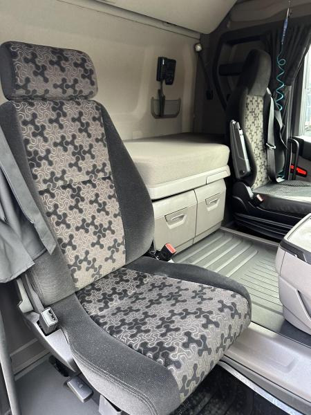 Dragbil Scania R 500 Intarder*Vollspoiler*E6C*deutsch. LKW