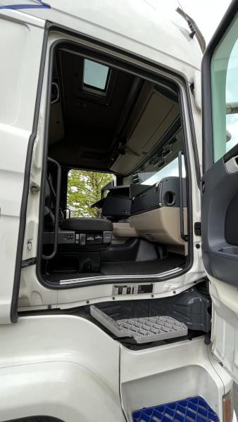 Dragbil Scania R 520 V8 Topline Standard Intarder E6