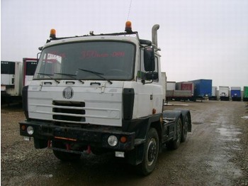  TATRA T 815 - Dragbil