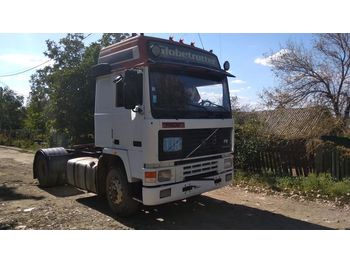 Dragbil VOLVO F12 400: bild 1