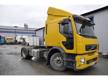 Dragbil VOLVO FE320: bild 1