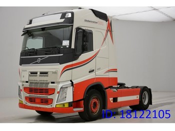 Dragbil Volvo FH13.460 Globetrotter - ADR
