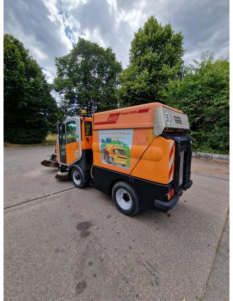 Industriell sopmaskin Bucher Kehrmaschine BUCHER-GUYER Kehrmaschine EG 4.500 kg Diesel Topzustand
