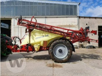 Bogserad spruta Hardi Navigator Delta 4.000 l