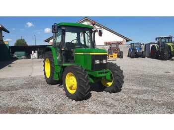 Jordbrukstraktor JOHN DEERE 6010