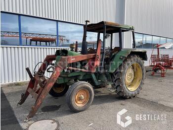 Jordbrukstraktor John Deere 2130