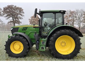 Jordbrukstraktor John Deere 6155 R ultimate edition