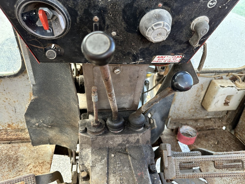 Traktor Massey Ferguson 265: bild 6