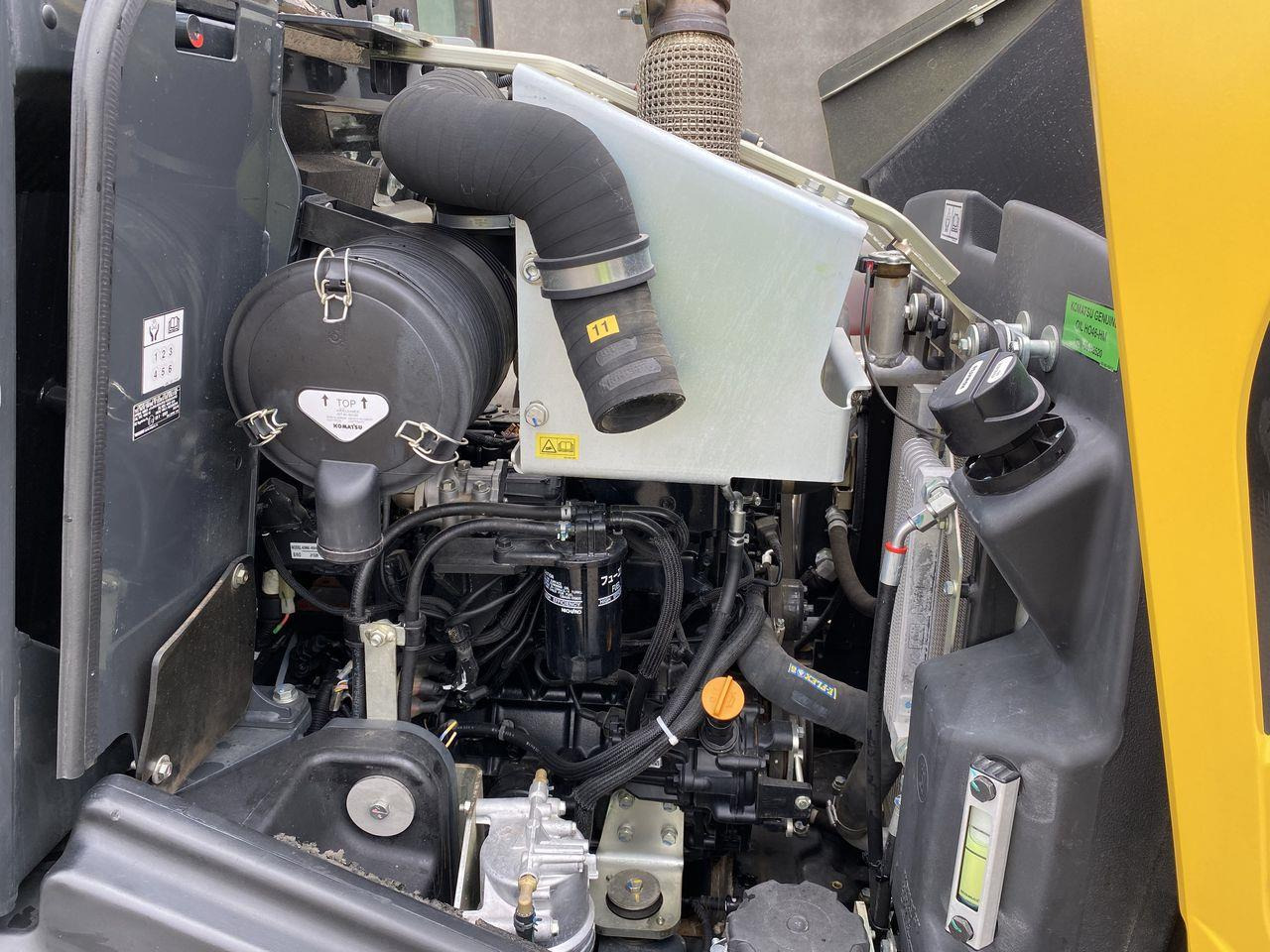 Minilastare Komatsu WA70M-8EO
