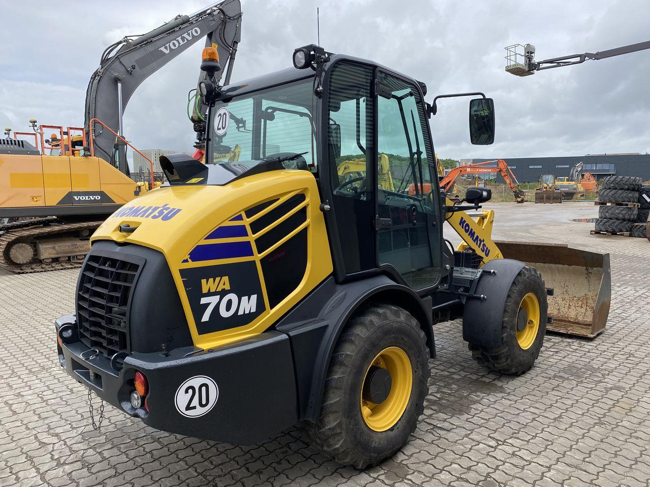 Minilastare Komatsu WA70M-8EO