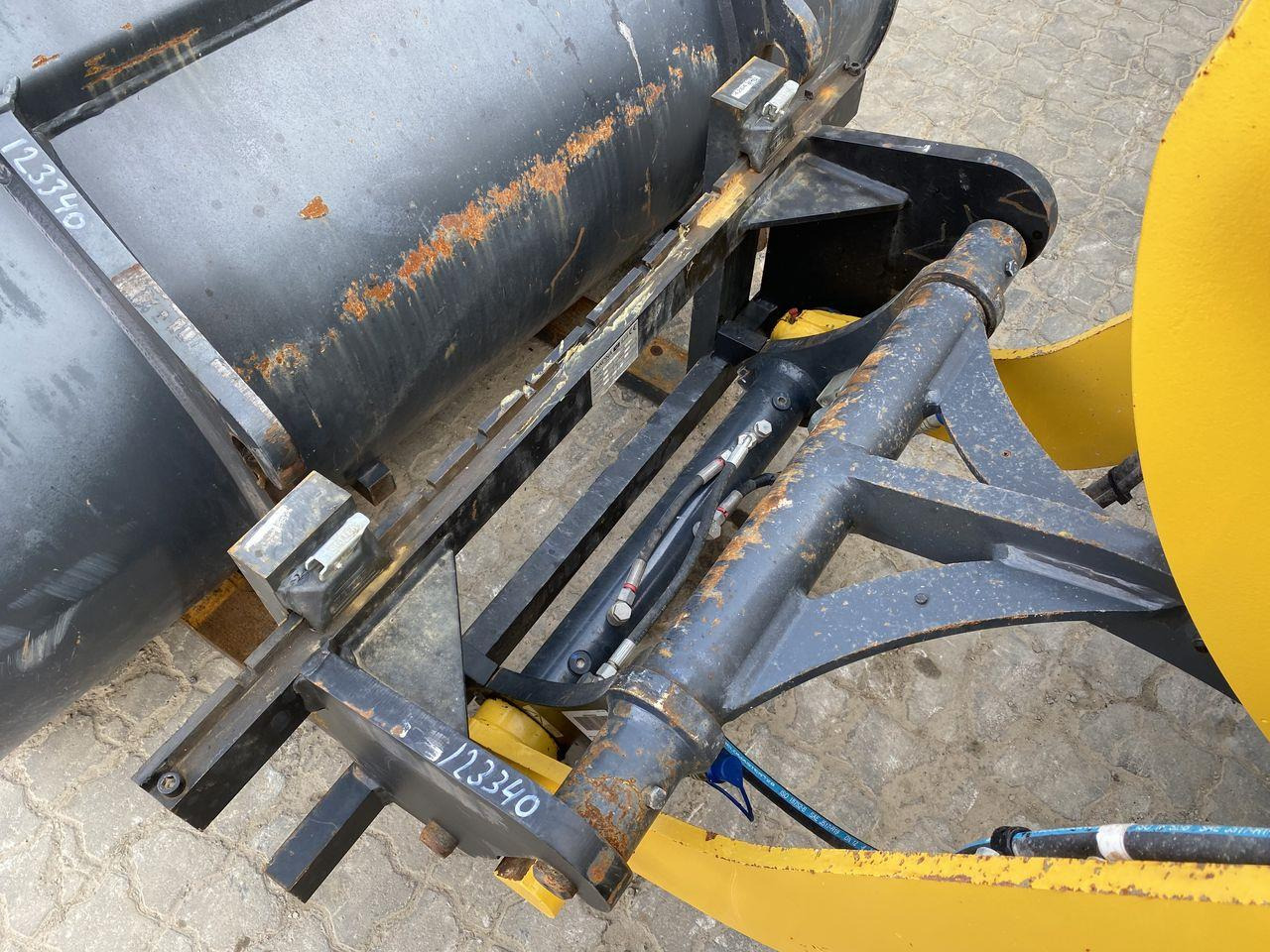 Minilastare Komatsu WA70M-8EO