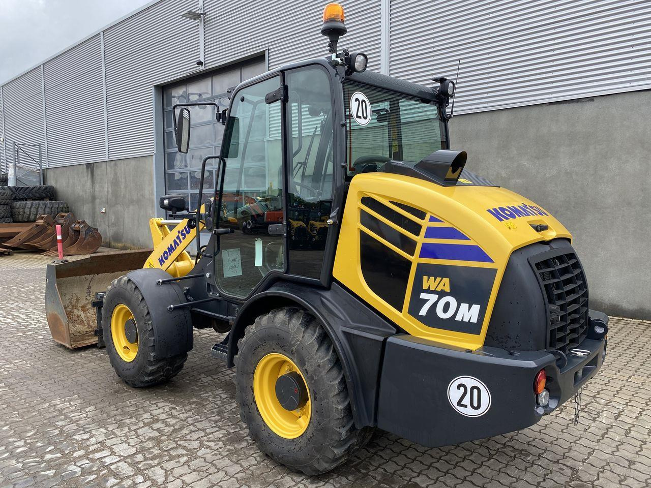 Minilastare Komatsu WA70M-8EO