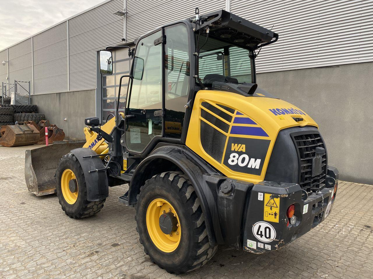 Minilastare Komatsu WA80M-8EO