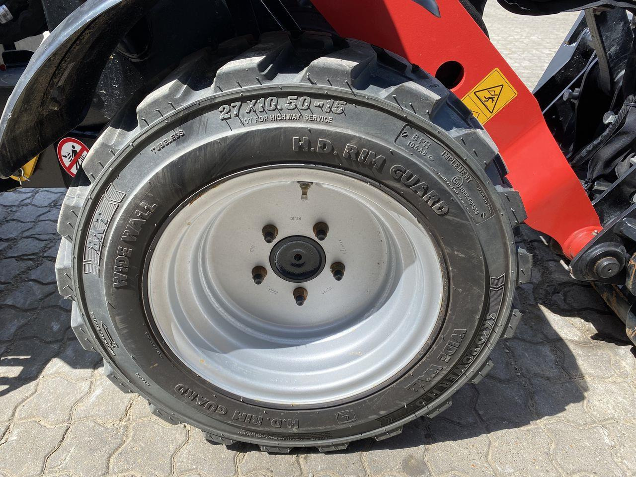 Minilastare Manitou MLA 2-25H-4P