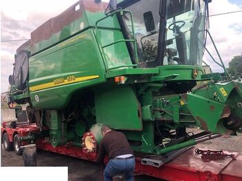 Skördetröska John Deere 9880