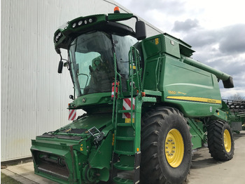 John Deere T660i - skördetröska