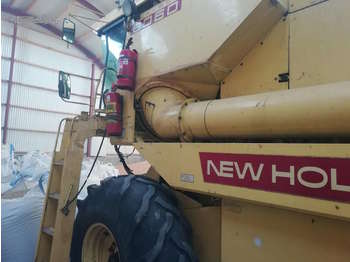 Skördetröska New Holland 8060