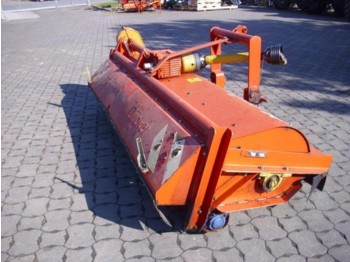 Dücker UM 27 - Slagklippare