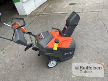 Trädgårdsmaskin Husqvarna Schneefräse Typ ST 151